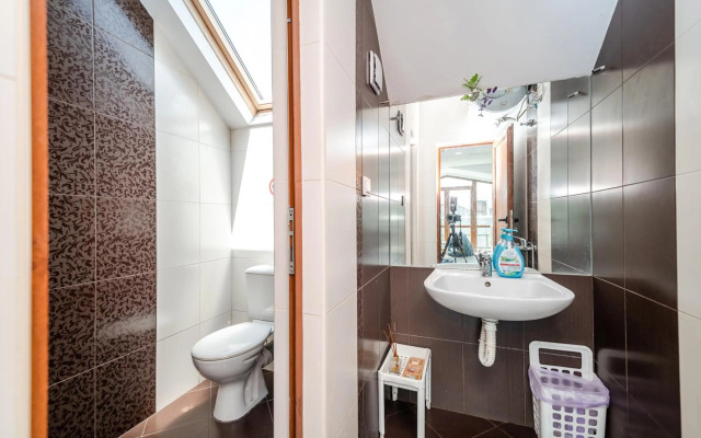 Bulhotel house with garden