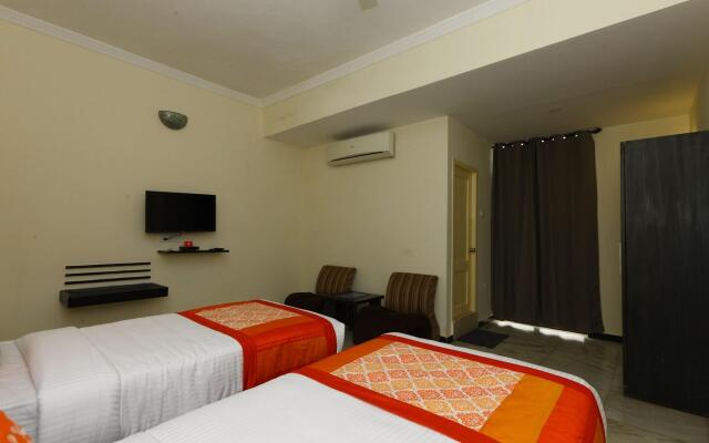 OYO Flagship 470 near US Consulate