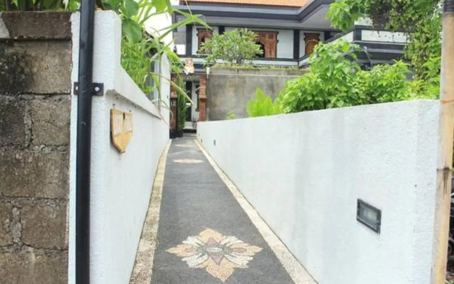 Lucky Family House