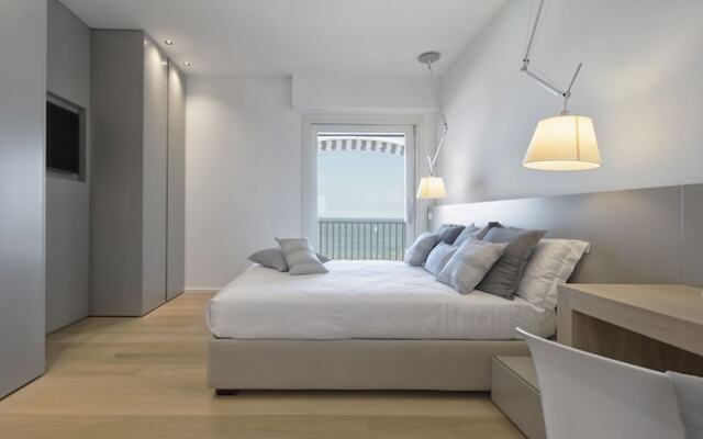 Luxury Suites Collection-Viale Milano 33