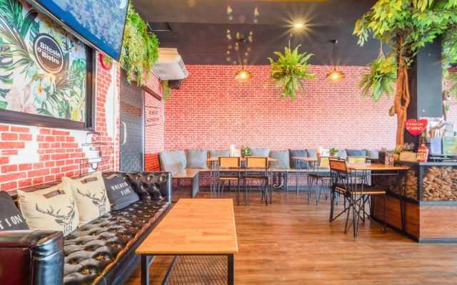 OYO 75306 Spice Guest House