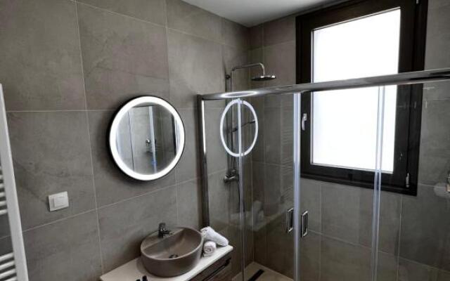 Giannel Luxury Apartment 1