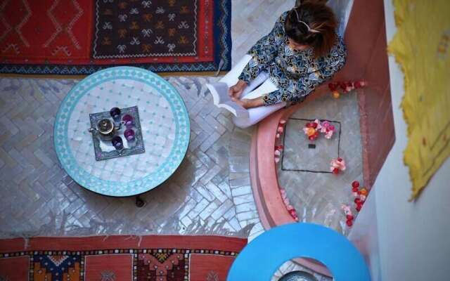 Riad Sardinas & Chili