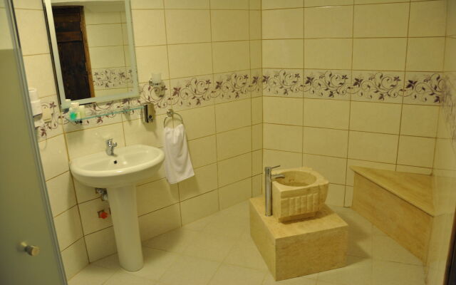 Nomads Cave Hotel & Rooftop