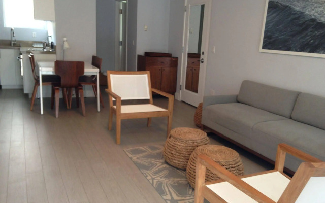 Tides Inn Hotel