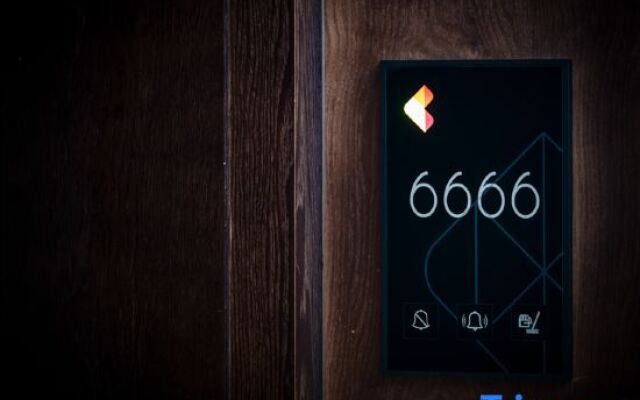 Yunyi Zhenyue Garden Hotel