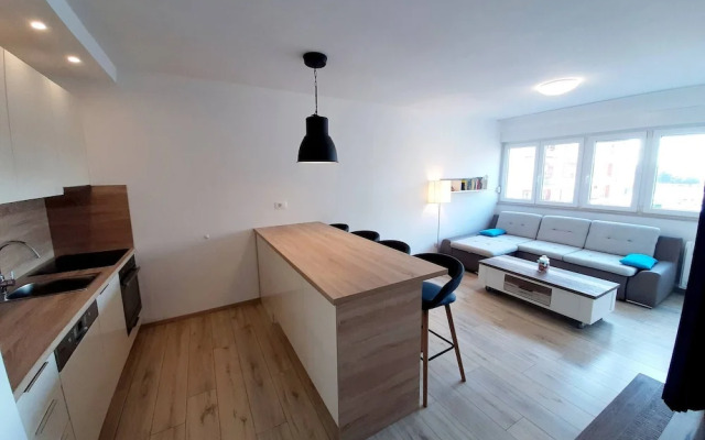 Sea View Apartment Zara Bruna