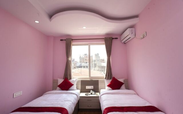 Oyo 370 Hotel Devdaha And Restaurant