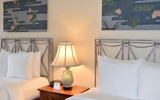 Hotel Lombardy