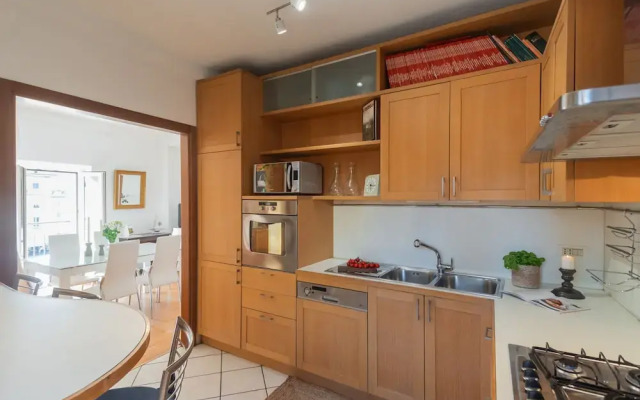 Linda Apartment 3 in Como
