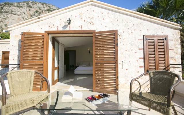 Villa Jannadutania by Akdenizvillam