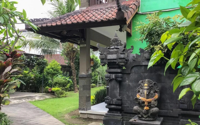 Pondok Mesari Padma Legian RedPartner