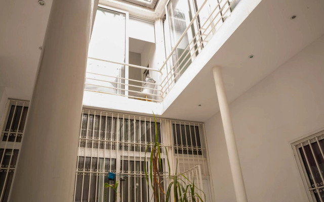 SANTA CRUZ, 1 min Catedral