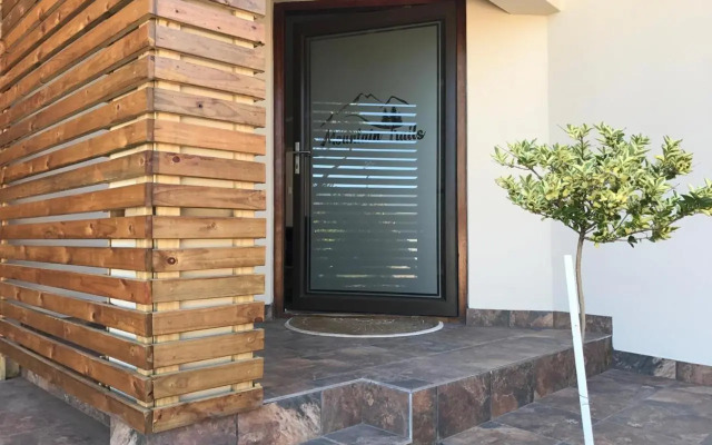 Mountain Trails Accommodation