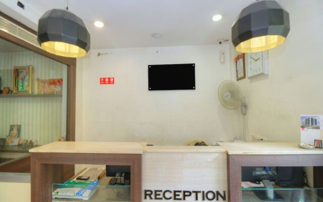 OYO 1531 Vels Grand Inn Hotel
