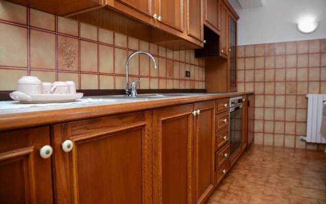 Ca Bearly in Nesso With 1 Bedrooms and 1 Bathrooms