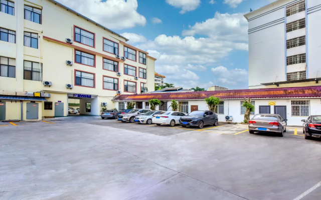 Lavande Hotels Mangshi square downtown store