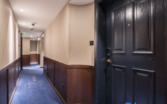 Xinyu Hotel (Shanghai Jiao Tong University Chest Hospital)