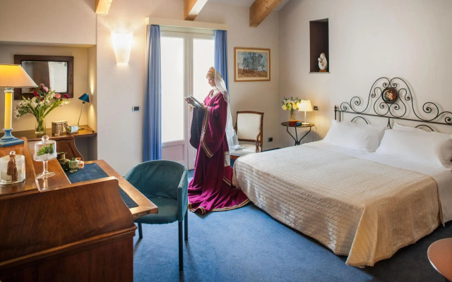 Phi Hotel Palio