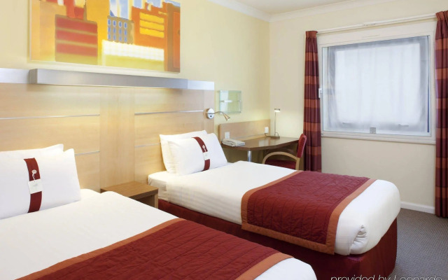 Holiday Inn Express London - Park Royal by IHG