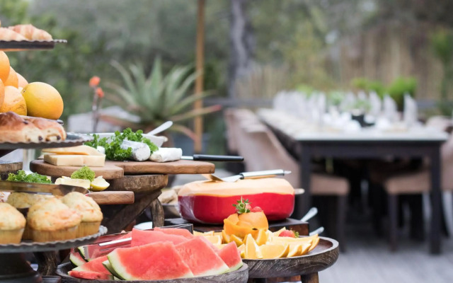 Simbambili Game Lodge