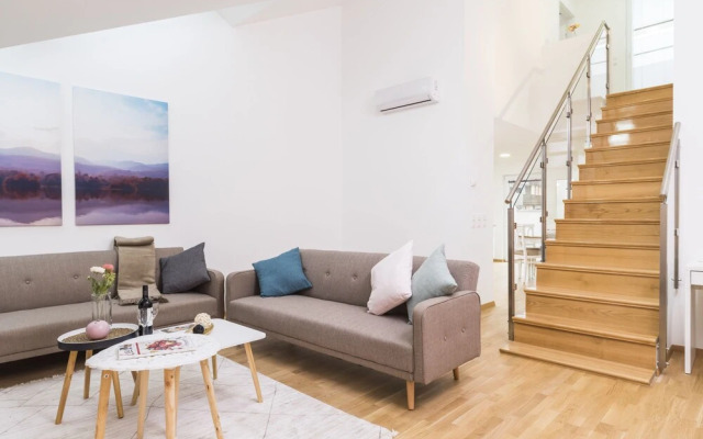 Rennweg Rooftop by Welcome2vienna