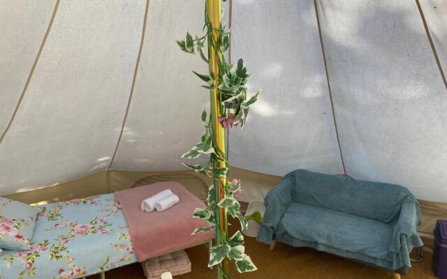 Fonclaire Holidays Glamping 'Luxury Camping'