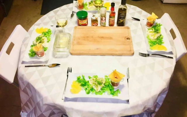 Refuge des voyageurs - chambre suite et cuisine en rdc