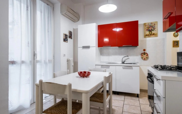 Piazza de Calderini Apartment by Wonderful Italy