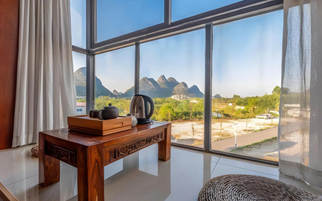 Secret Courtyard Resort Hotel