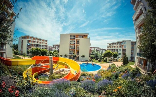 Beautiful 2-bed Apartment in Sveti Vlas