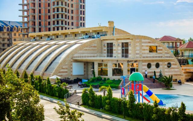 Green City Resort