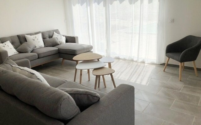 Stunning Riverside Villa in Ardèche