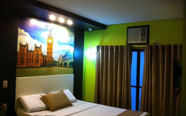 Hotel DreamWorld Araneta Cubao