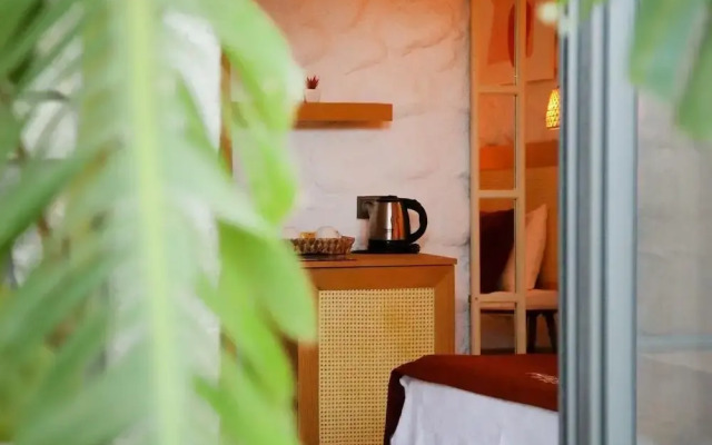 Huzurla Otel