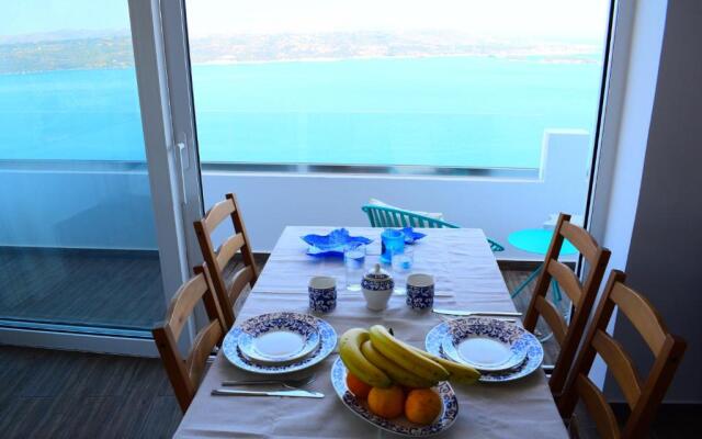 Panorama Sea View Apartment