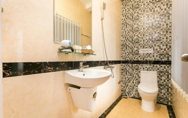 Thanh Tuyen Hotel by Bay Luxury