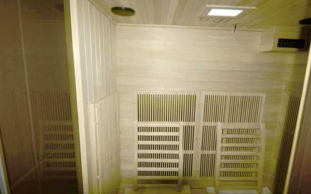 Modern Villa in Gassin With Sauna