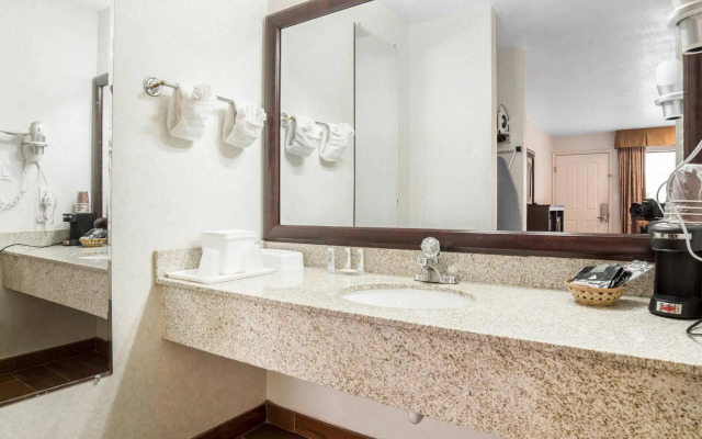 Quality Inn Saint George South Bluff