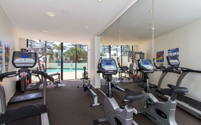 Mantra Coolangatta Beach