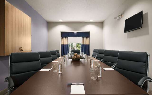 Microtel Inn & Suites By Wyndham Lynchburg