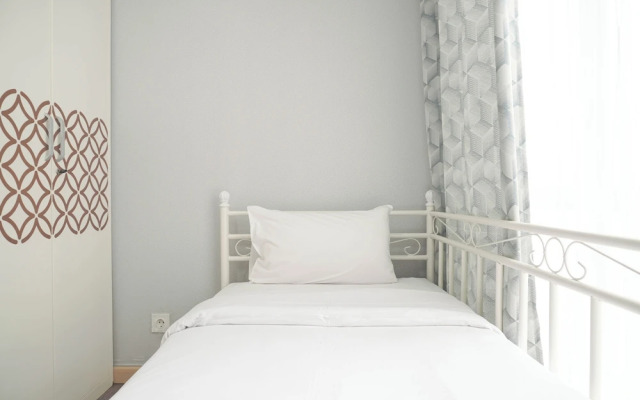 Cozy Apartment With 2Br At M-Town Residence