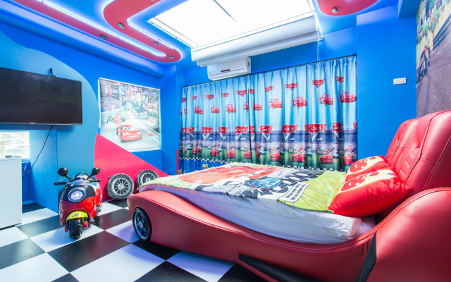 Alice Wonderland B&B