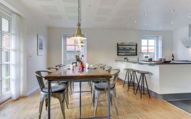 "Steen" - 900m from the sea in NW Jutland
