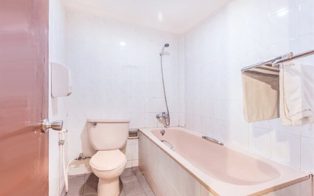 OYO 1383 Taman Cibinong 2