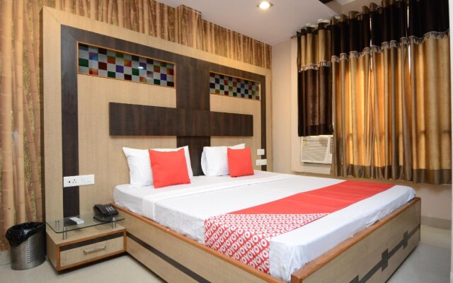 Hotel Royals By OYO Rooms