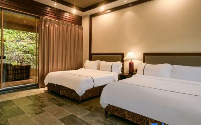 Qingshui Lake Farmhouse