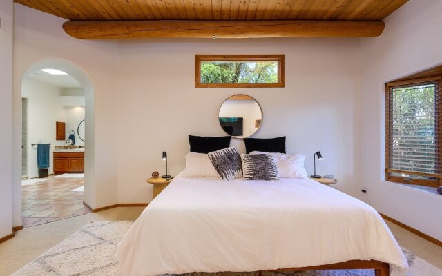 Casa Sanctuary 5 Bedroom Home by Redawning