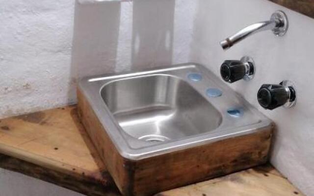 Hotel Yolotzin, Restaurante Temazcal y Masajes