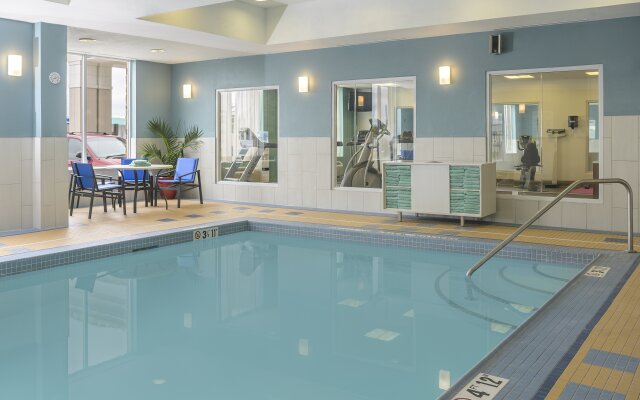 Holiday Inn Express & Suites North Bay by IHG